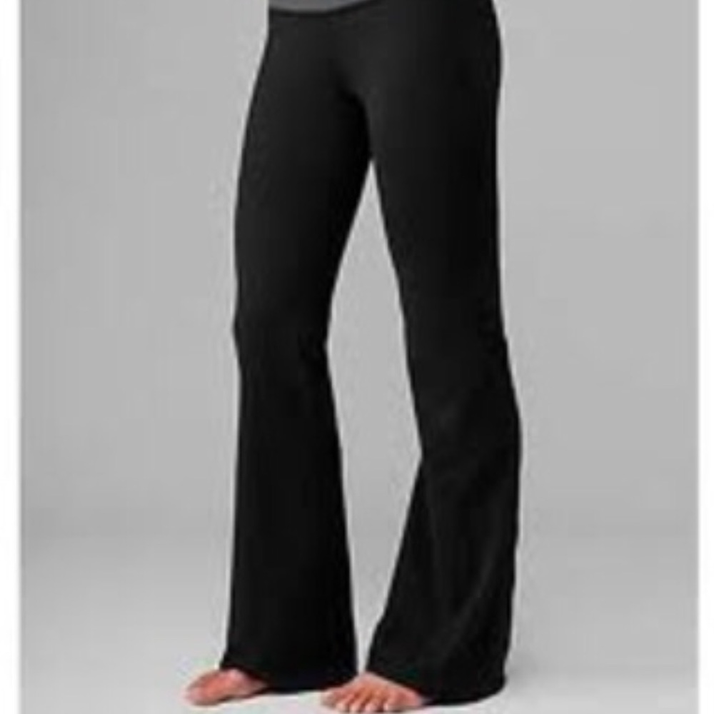 LULULEMON YOGA PANTS